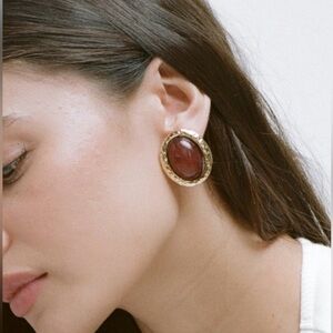 NWT Heaven Mayhem Beverly Brown Earrings